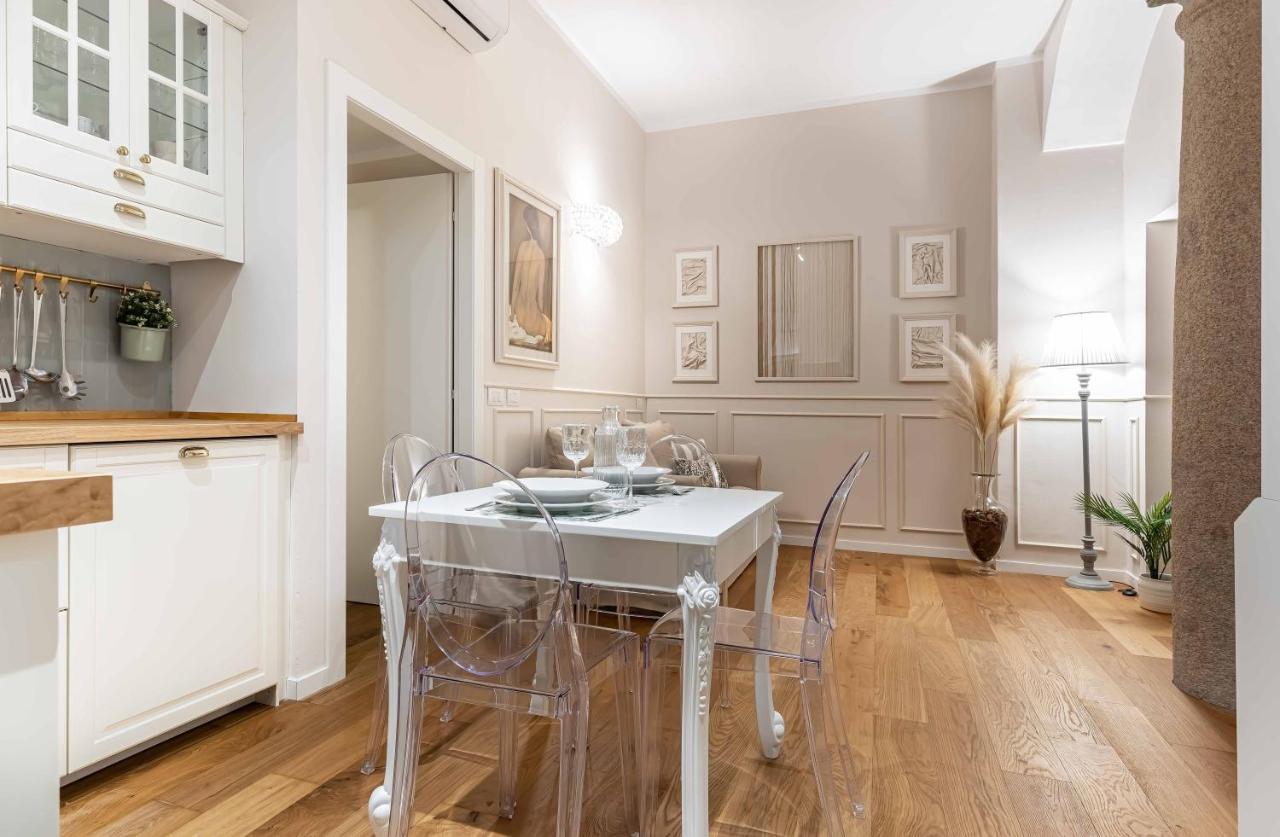 Casa Colonna Romantic Apartment Corso Di Porta Ticinese Milan Exterior photo